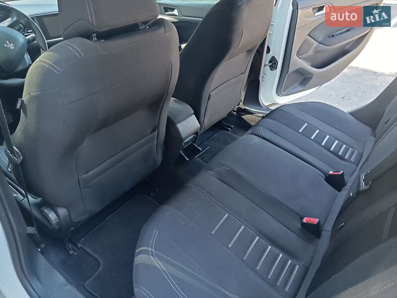 Універсал Peugeot 308 2014 в Чернігові