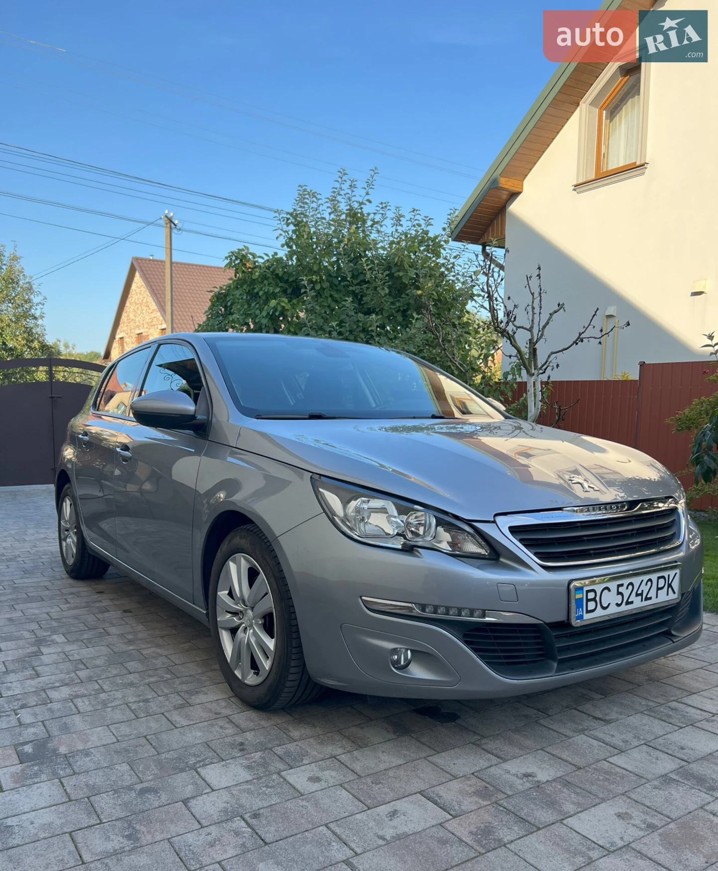 2017 Peugeot 308 - фото 1