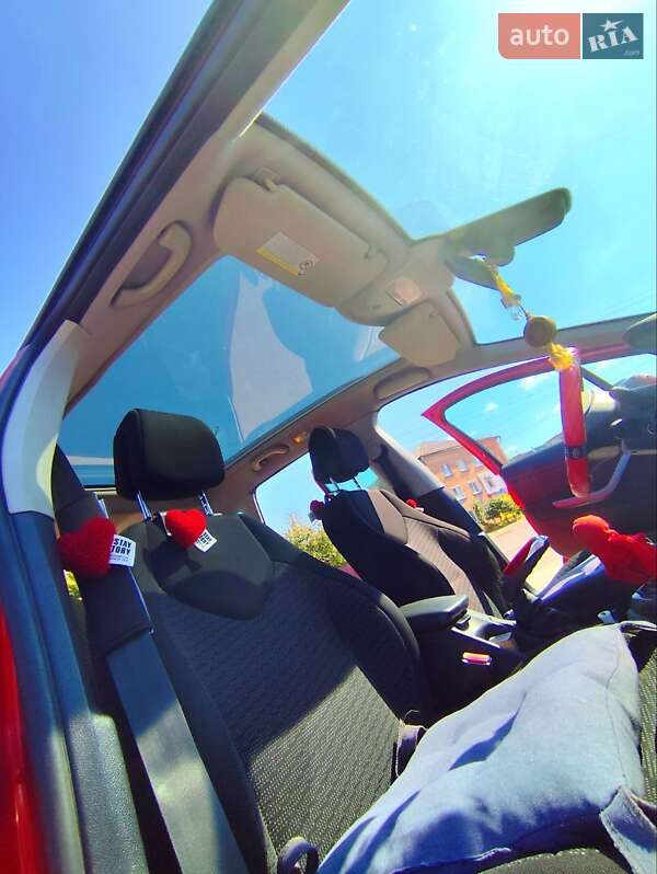 Универсал Peugeot 308 2009 в Сарнах фото 20 Универсал Peugeot 308 2009 в Сарнах