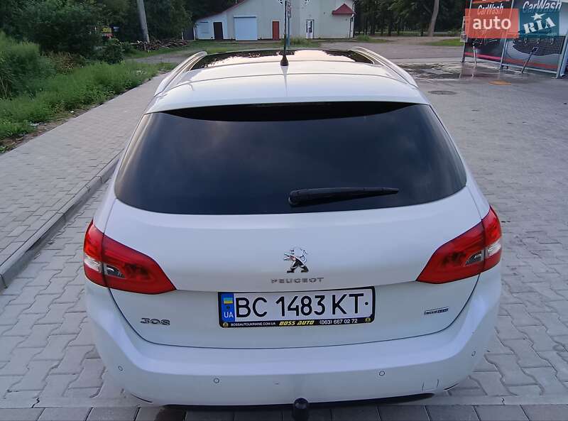 Універсал Peugeot 308 2015 в Стрию