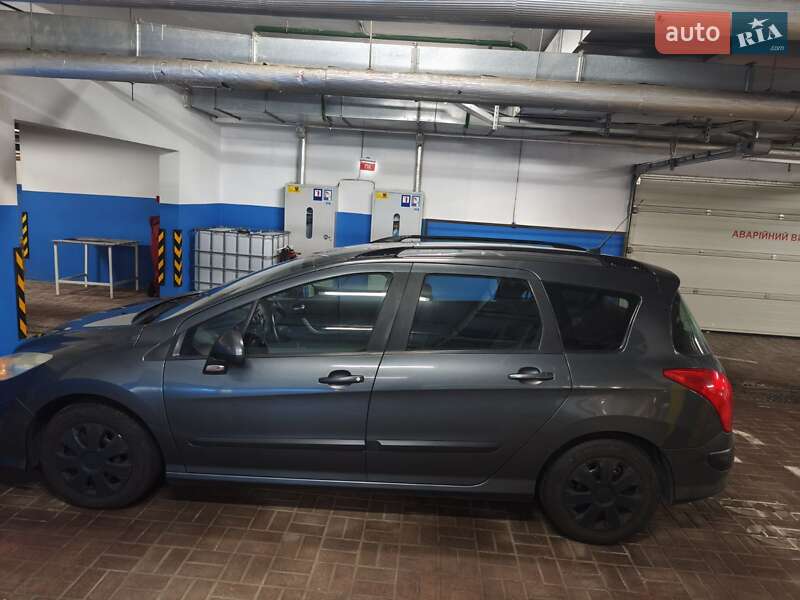 Універсал Peugeot 308 2010 в Києві
