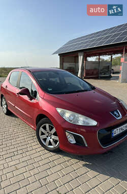 Хетчбек Peugeot 308 2011 в Івано-Франківську