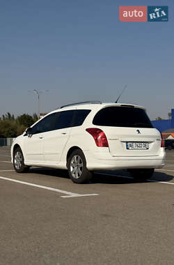 Хэтчбек Peugeot 308 2012 в Кривом Роге