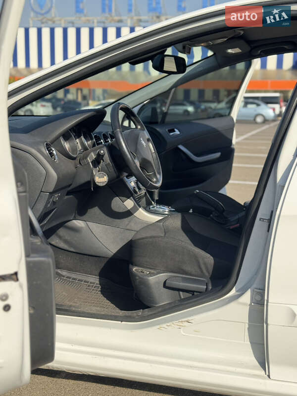 Хэтчбек Peugeot 308 2012 в Кривом Роге