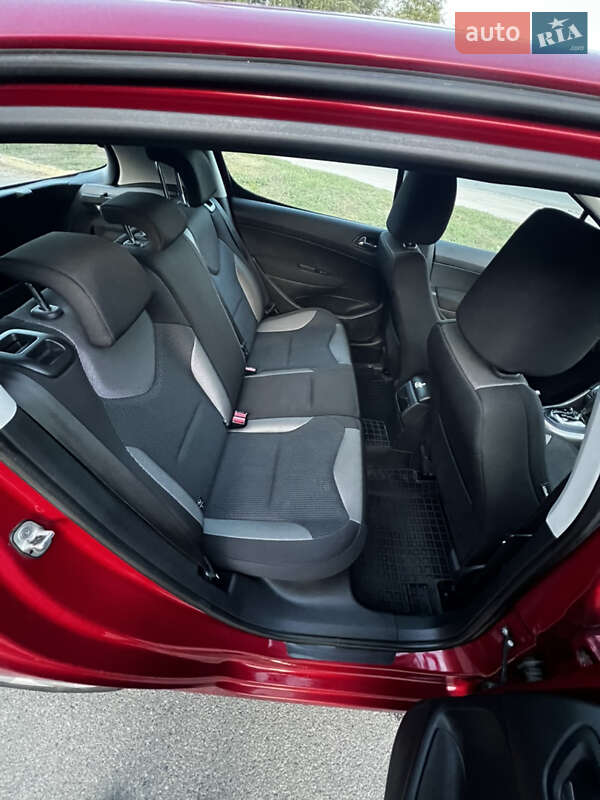 Хетчбек Peugeot 308 2010 в Василькові