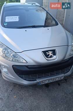 Универсал Peugeot 308 2008 в Новояворовске