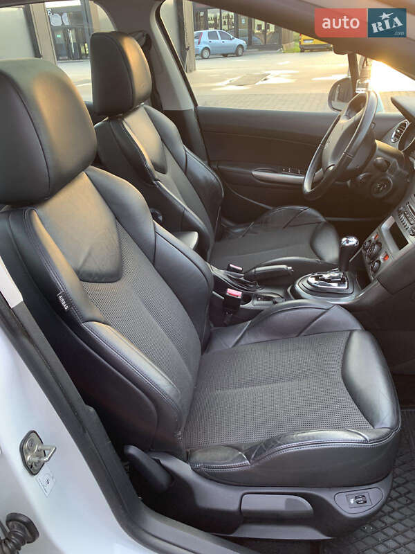 Хэтчбек Peugeot 308 2012 в Львове фото 9 Хэтчбек Peugeot 308 2012 в Львове