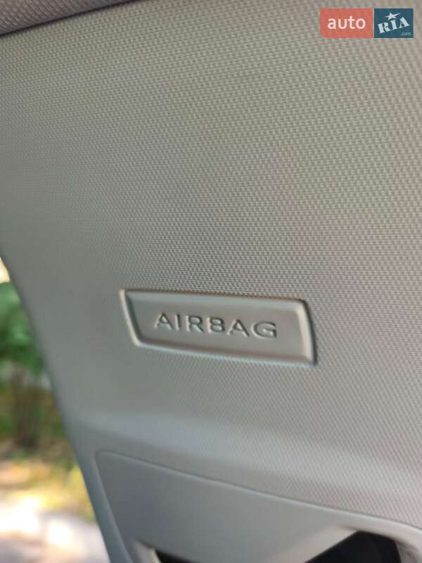 Універсал Peugeot 308 2015 в Миргороді