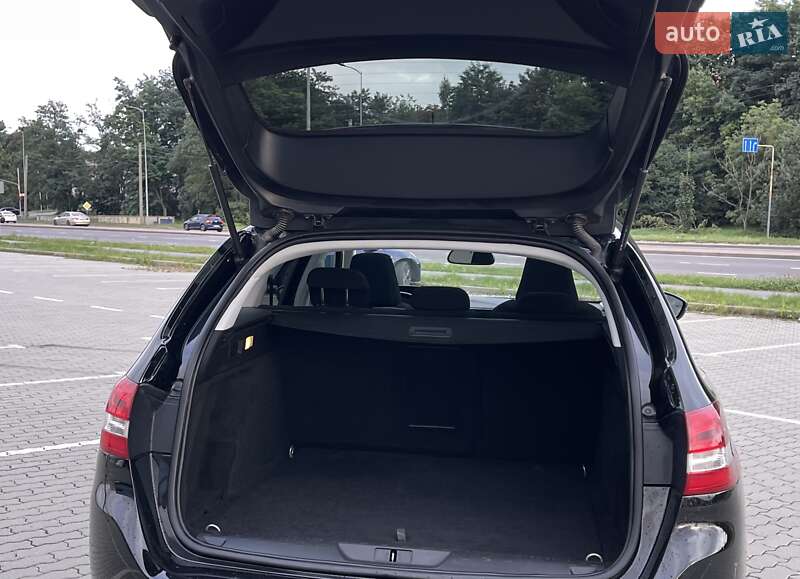 Універсал Peugeot 308 2015 в Львові