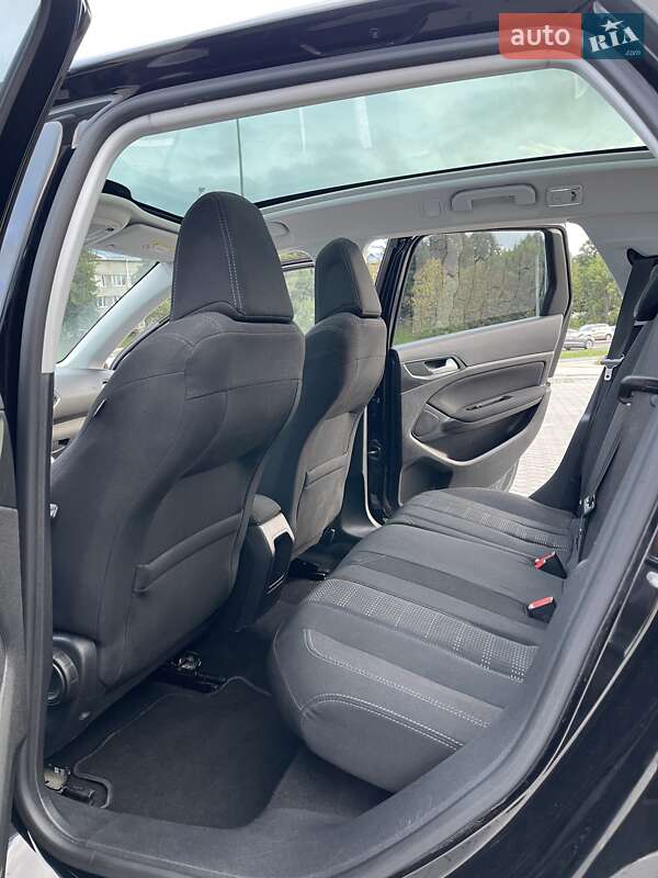 Універсал Peugeot 308 2015 в Львові