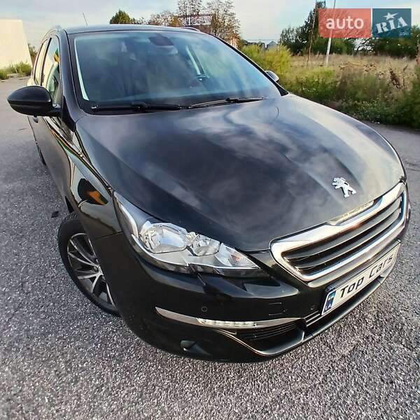 Универсал Peugeot 308 2015 в Александрие