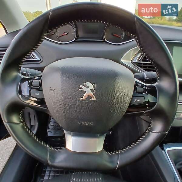 Универсал Peugeot 308 2015 в Александрие