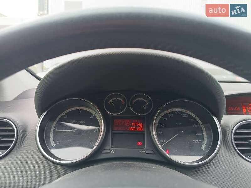 Хэтчбек Peugeot 308 2012 в Днепре