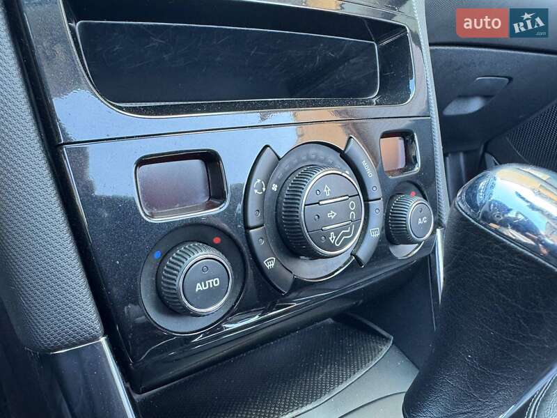 Кабриолет Peugeot 308 2011 в Днепре фото 29 Кабриолет Peugeot 308 2011 в Днепре