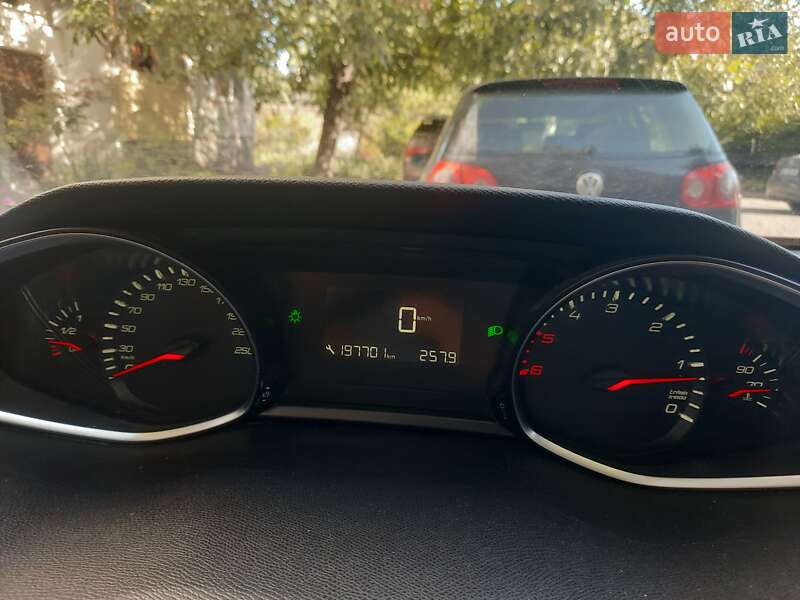 Универсал Peugeot 308 2015 в Терновке