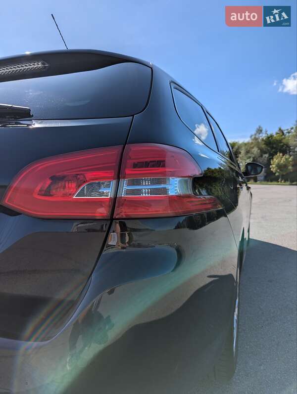 Універсал Peugeot 308 2015 в Львові