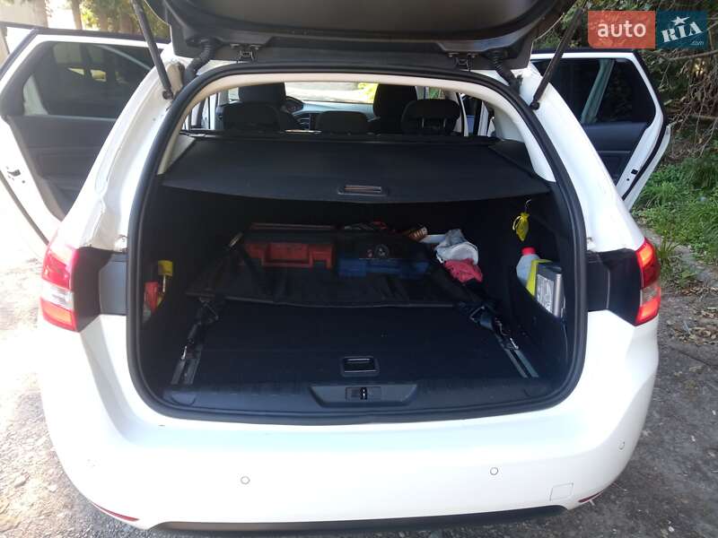 Універсал Peugeot 308 2018 в Львові