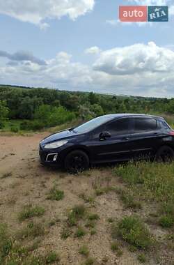 Хэтчбек Peugeot 308 2011 в Черкассах