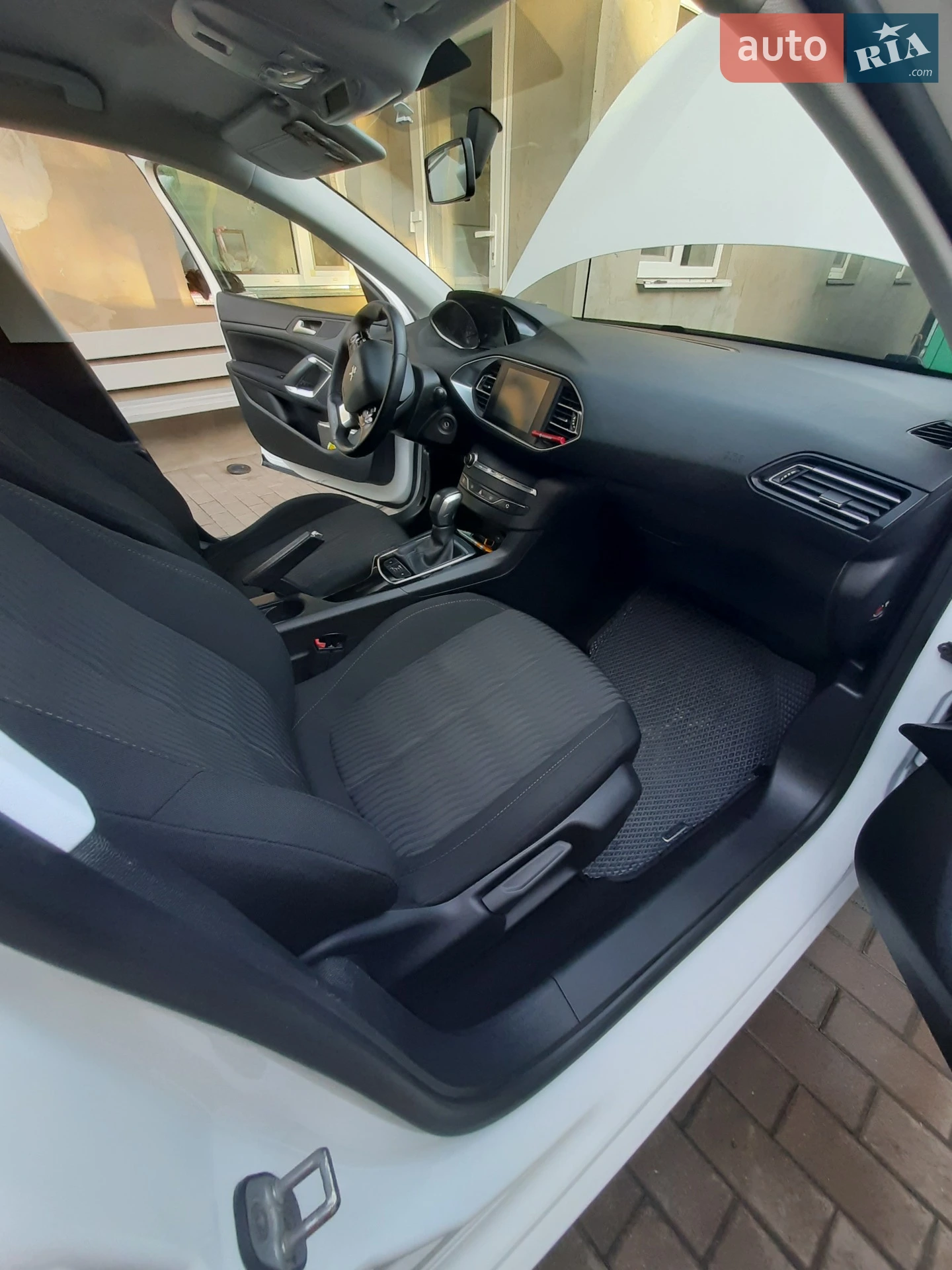 2015 Peugeot 308 - мініатюра 24