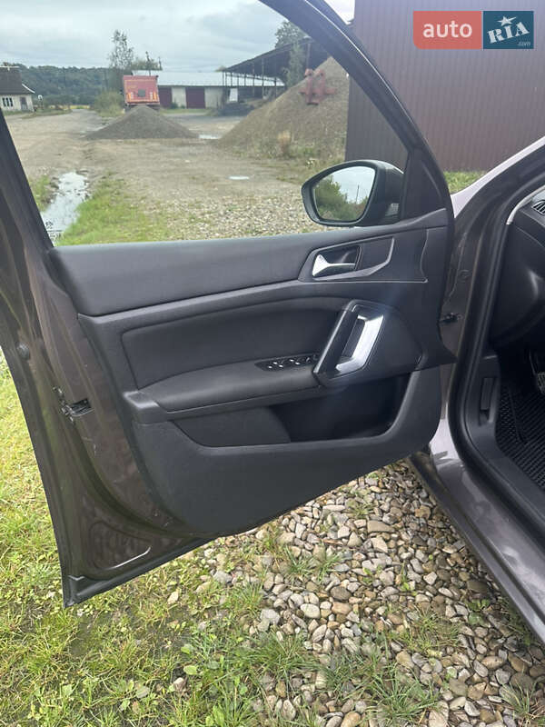 Універсал Peugeot 308 2014 в Косові фото 13 Універсал Peugeot 308 2014 в Косові