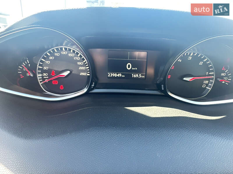 Универсал Peugeot 308 2018 в Дубно фото 21 Универсал Peugeot 308 2018 в Дубно