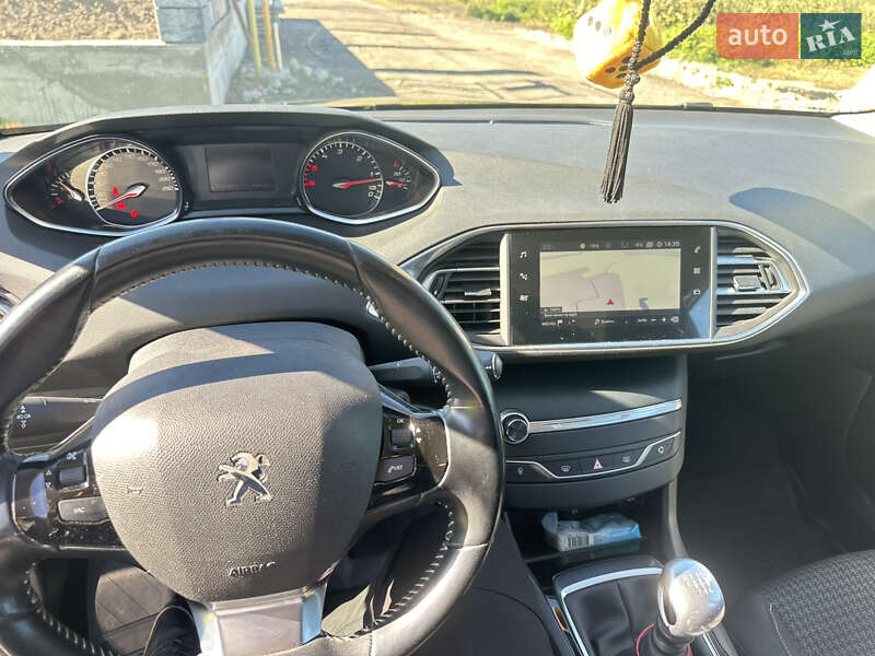 Универсал Peugeot 308 2018 в Дубно фото 25 Универсал Peugeot 308 2018 в Дубно