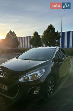 Хэтчбек Peugeot 308 2012 в Киеве