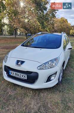 Універсал Peugeot 308 2013 в Харкові