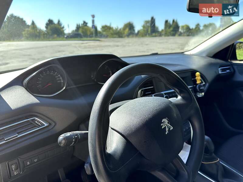 Універсал Peugeot 308 2016 в Деражні