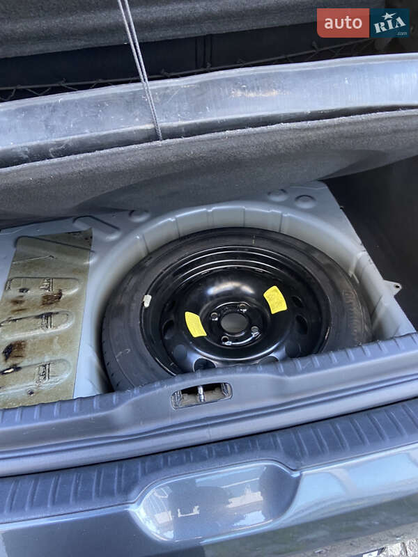 Хетчбек Peugeot 308 2008 в Білій Церкві