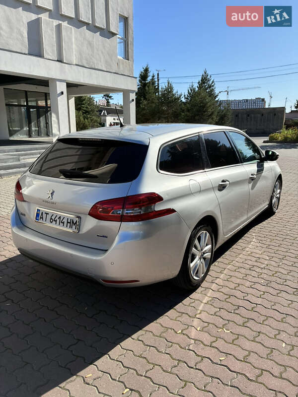 Универсал Peugeot 308 2016 в Ивано-Франковске фото 5 Универсал Peugeot 308 2016 в Ивано-Франковске