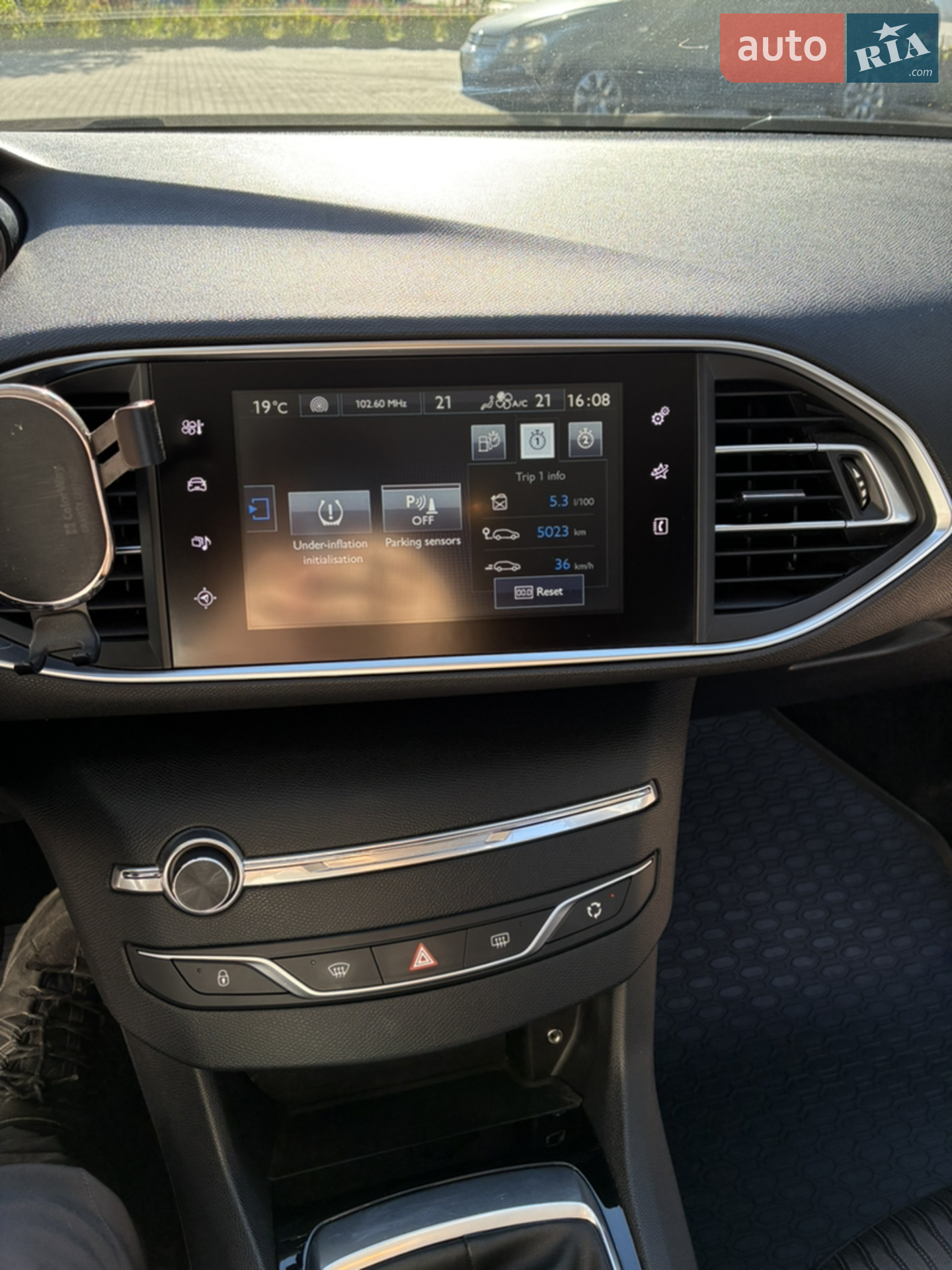 2016 Peugeot 308 - мініатюра 27
