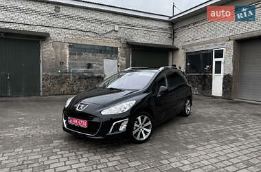 Универсал Peugeot 308 2011 в Бродах