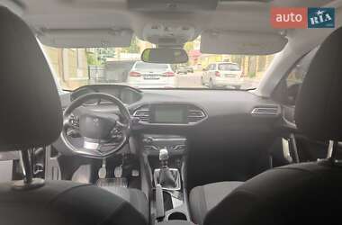 Универсал Peugeot 308 2015 в 