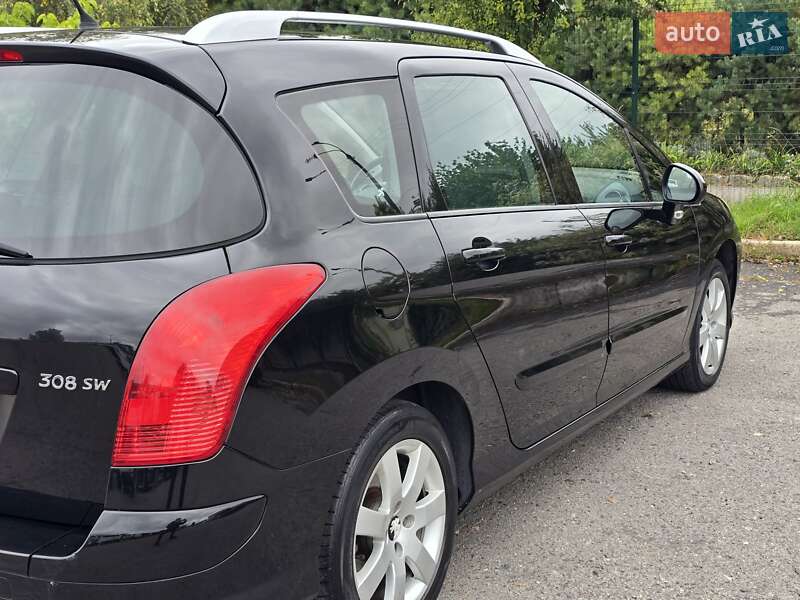 Универсал Peugeot 308 2012 в Хмельницком