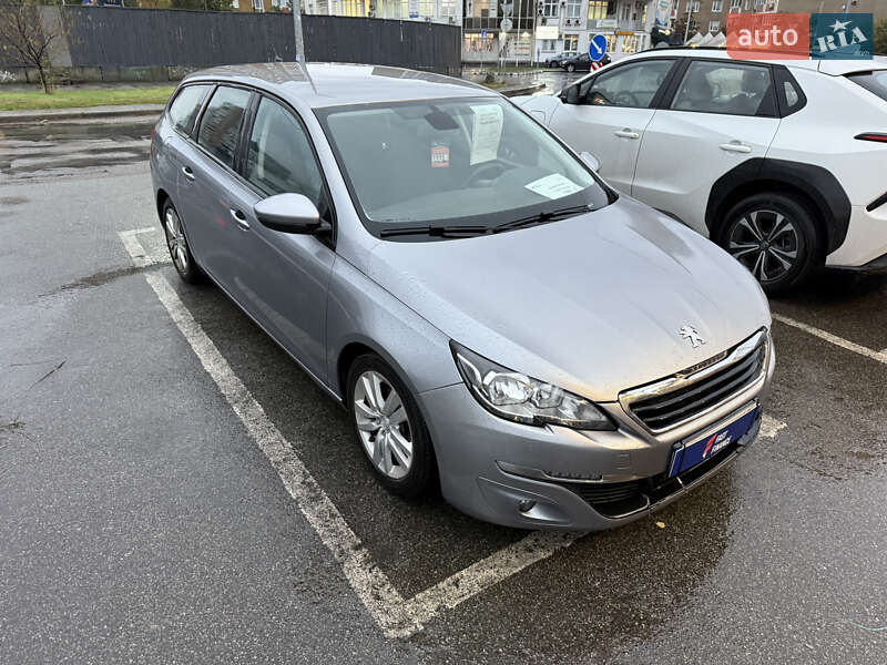 Універсал Peugeot 308 2016 в Києві