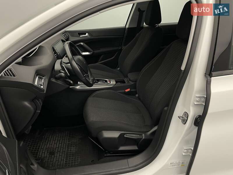 Хэтчбек Peugeot 308 2020 в Киеве фото 9 Хэтчбек Peugeot 308 2020 в Киеве