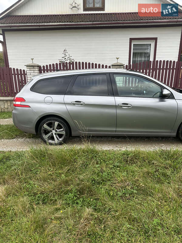 Универсал Peugeot 308 2016 в Ивано-Франковске фото 5 Универсал Peugeot 308 2016 в Ивано-Франковске