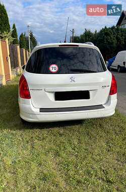 Универсал Peugeot 308 2011 в 