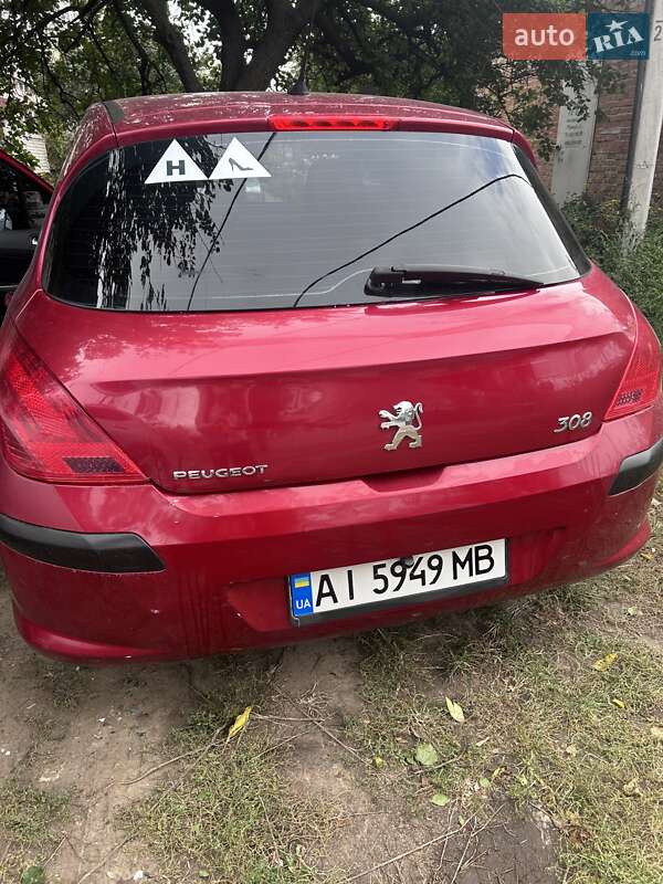 Хэтчбек Peugeot 308 2010 в Полтаве