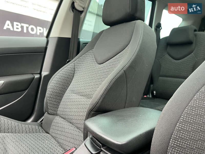 Хэтчбек Peugeot 308 2008 в Белой Церкви фото 17 Хэтчбек Peugeot 308 2008 в Белой Церкви