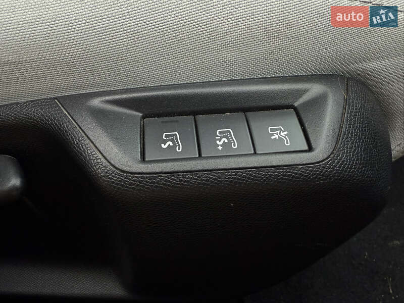Универсал Peugeot 308 2014 в Черкассах