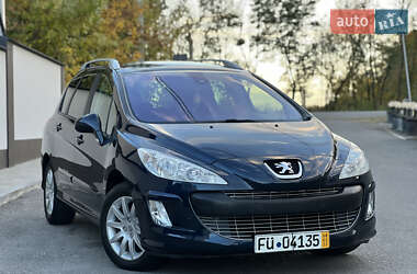 Універсал Peugeot 308 2010 в Тернополі