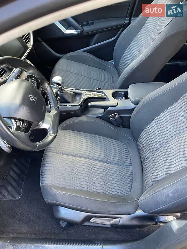Универсал Peugeot 308 2014 в Нежине фото 20 Универсал Peugeot 308 2014 в Нежине