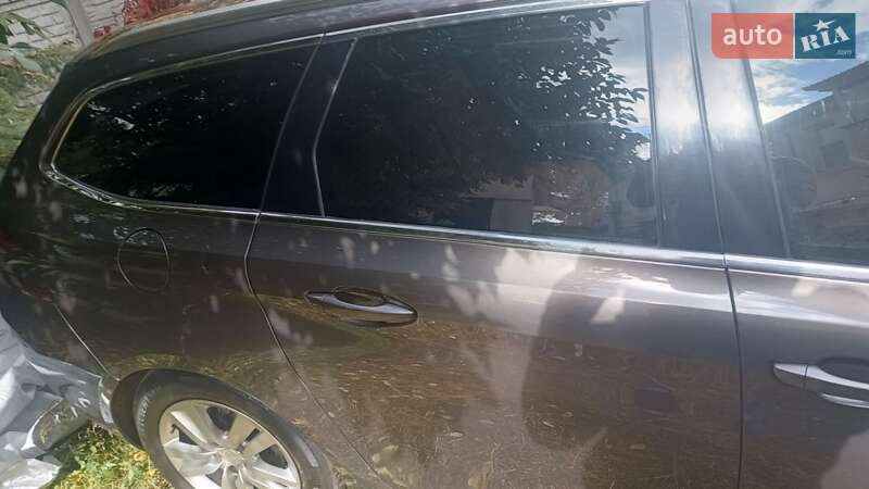 Универсал Peugeot 308 2014 в Днепре