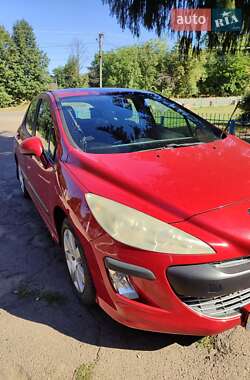 Хэтчбек Peugeot 308 2008 в 