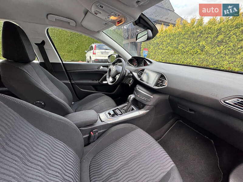Универсал Peugeot 308 2019 в Стрые
