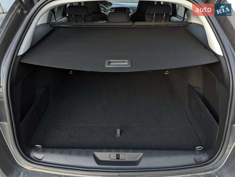 Универсал Peugeot 308 2018 в Киеве фото 62 Универсал Peugeot 308 2018 в Киеве