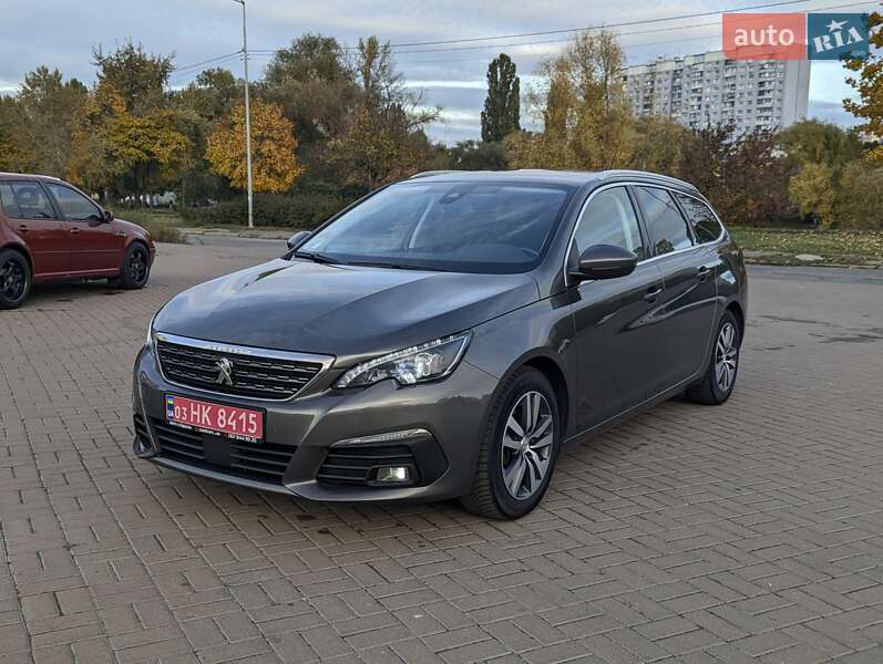 Универсал Peugeot 308 2018 в Киеве фото 3 Универсал Peugeot 308 2018 в Киеве