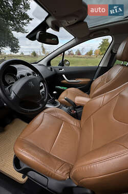Универсал Peugeot 308 2010 в 